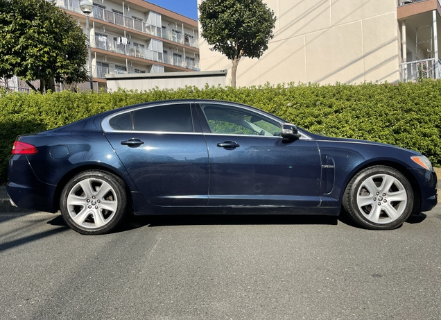 2009 JAGUAR XF SERIES
